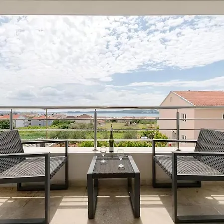 Modern Design With Pool And Beautiful Sea View *